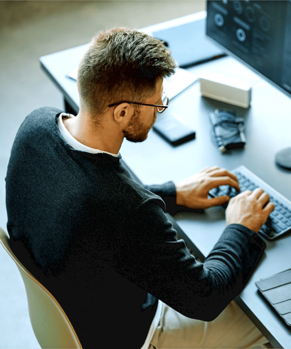 Image of a programmer working with Python